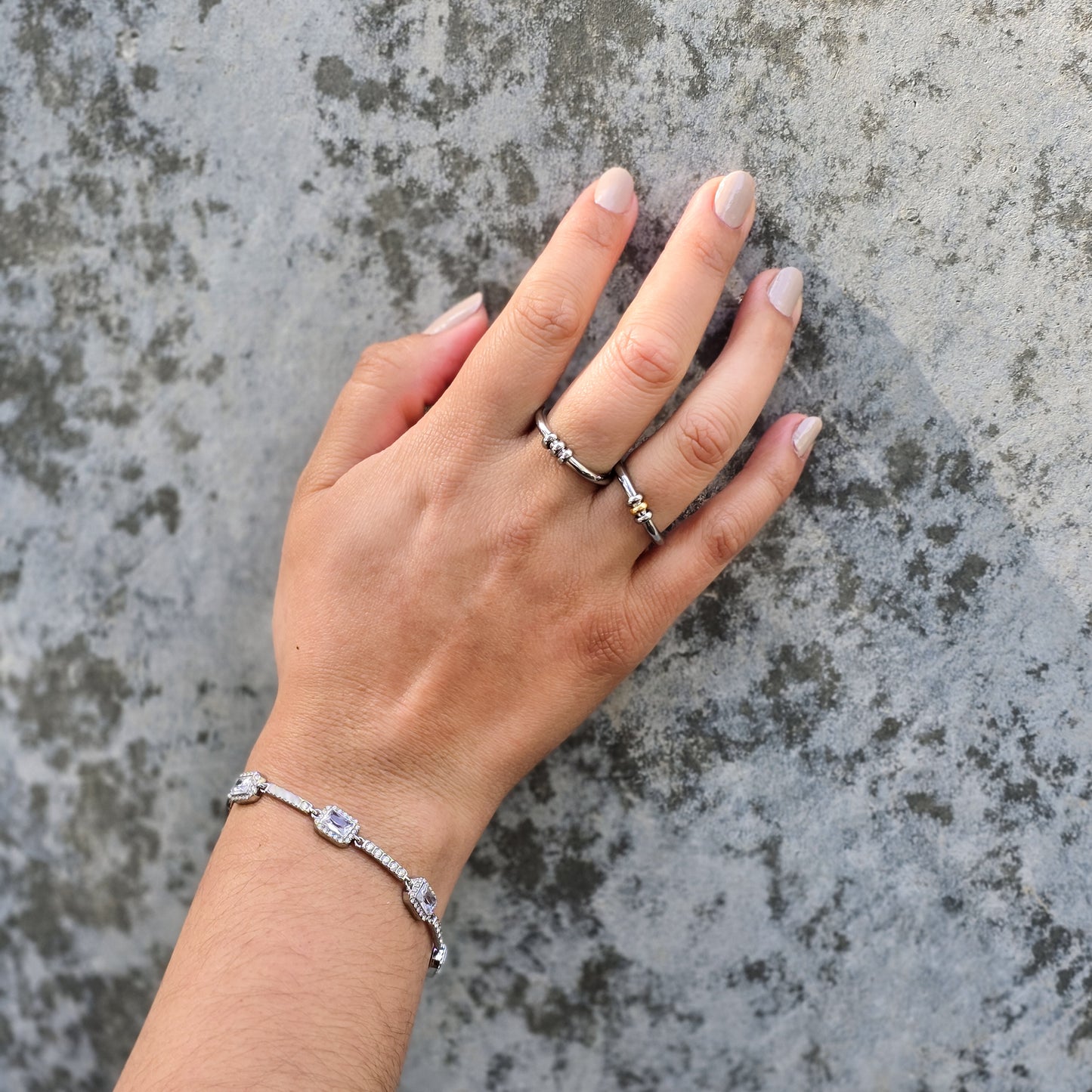 Trinity - Three Hoops Gold Ring