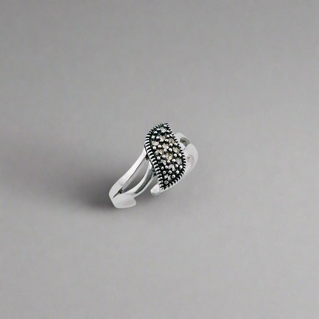 Hoja Silver Ring