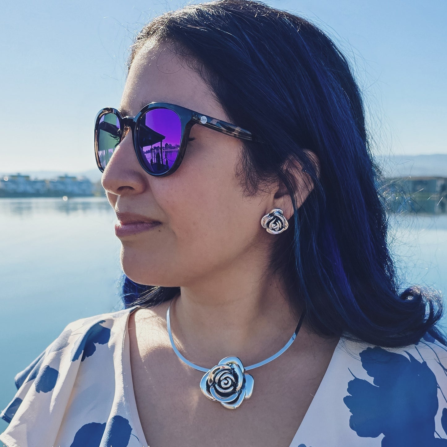 Rosa set with earrings and torque necklace