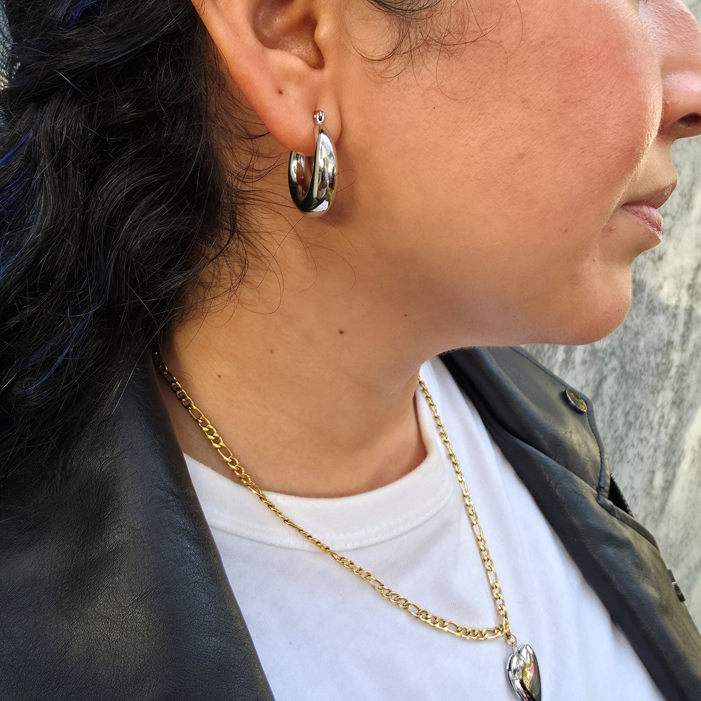 Crescent - Gold and silver earrings