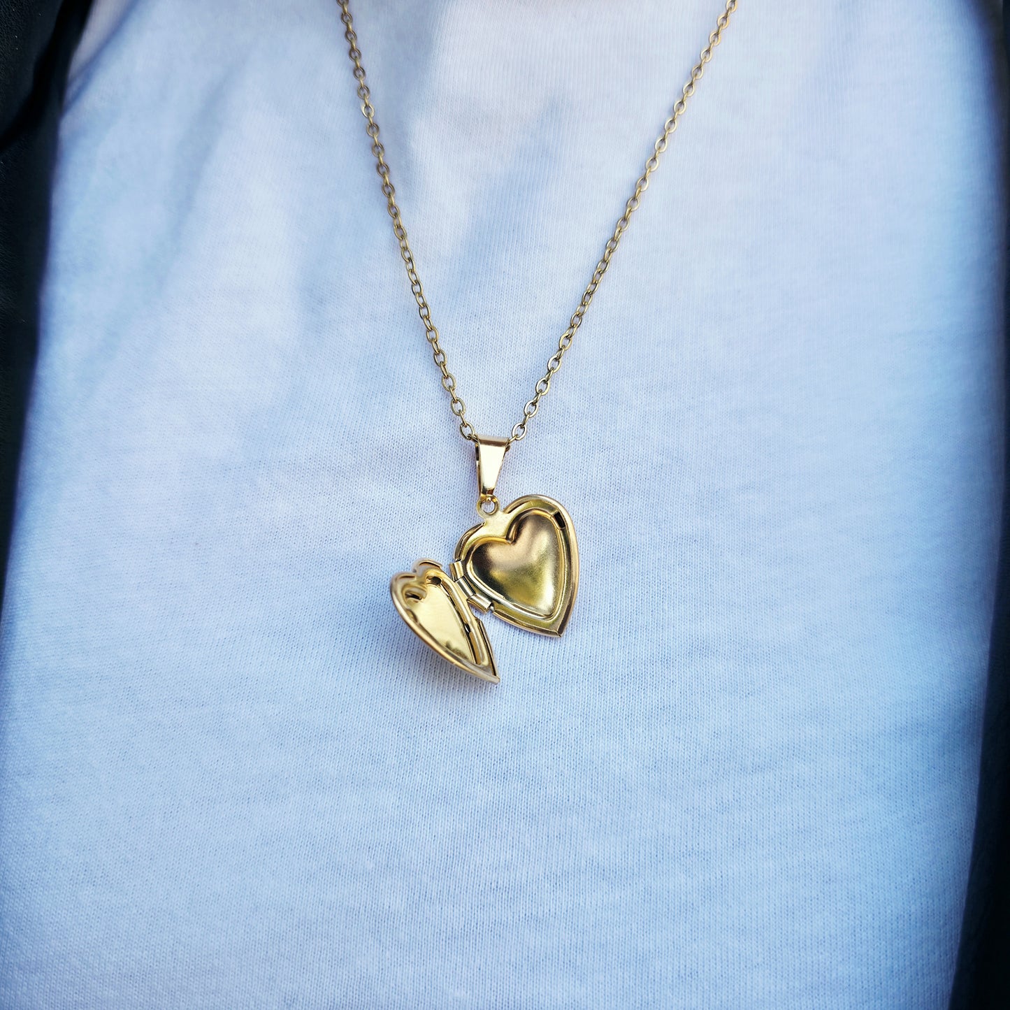 Amore - Gold Heart Locket Necklace