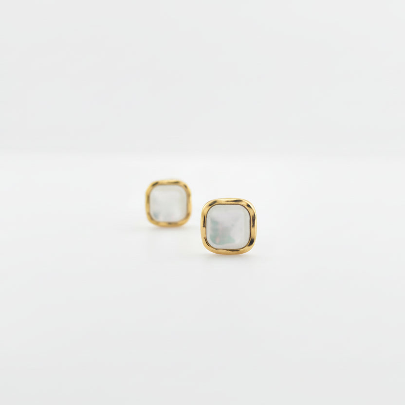 Even - Gold & Pearl Earrings