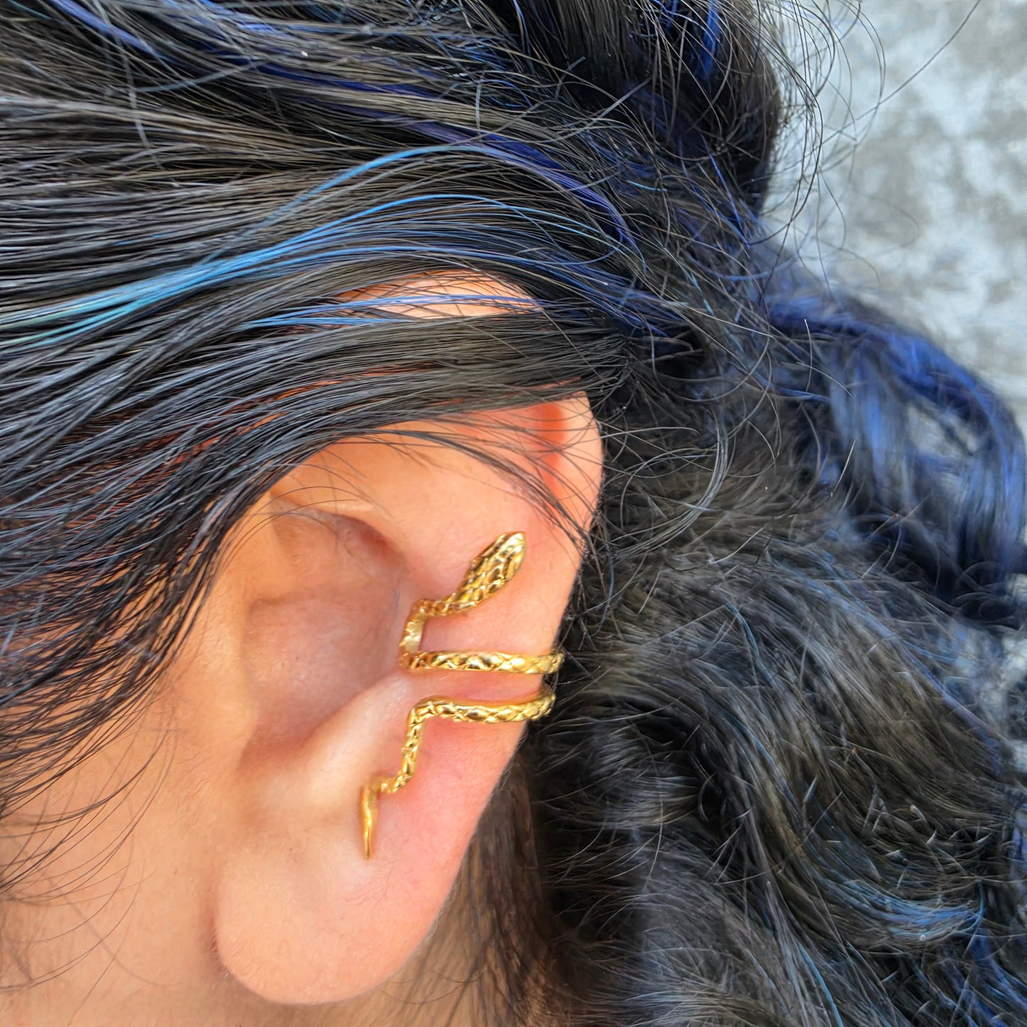 Viper - Gold Singlet Cuff Earring
