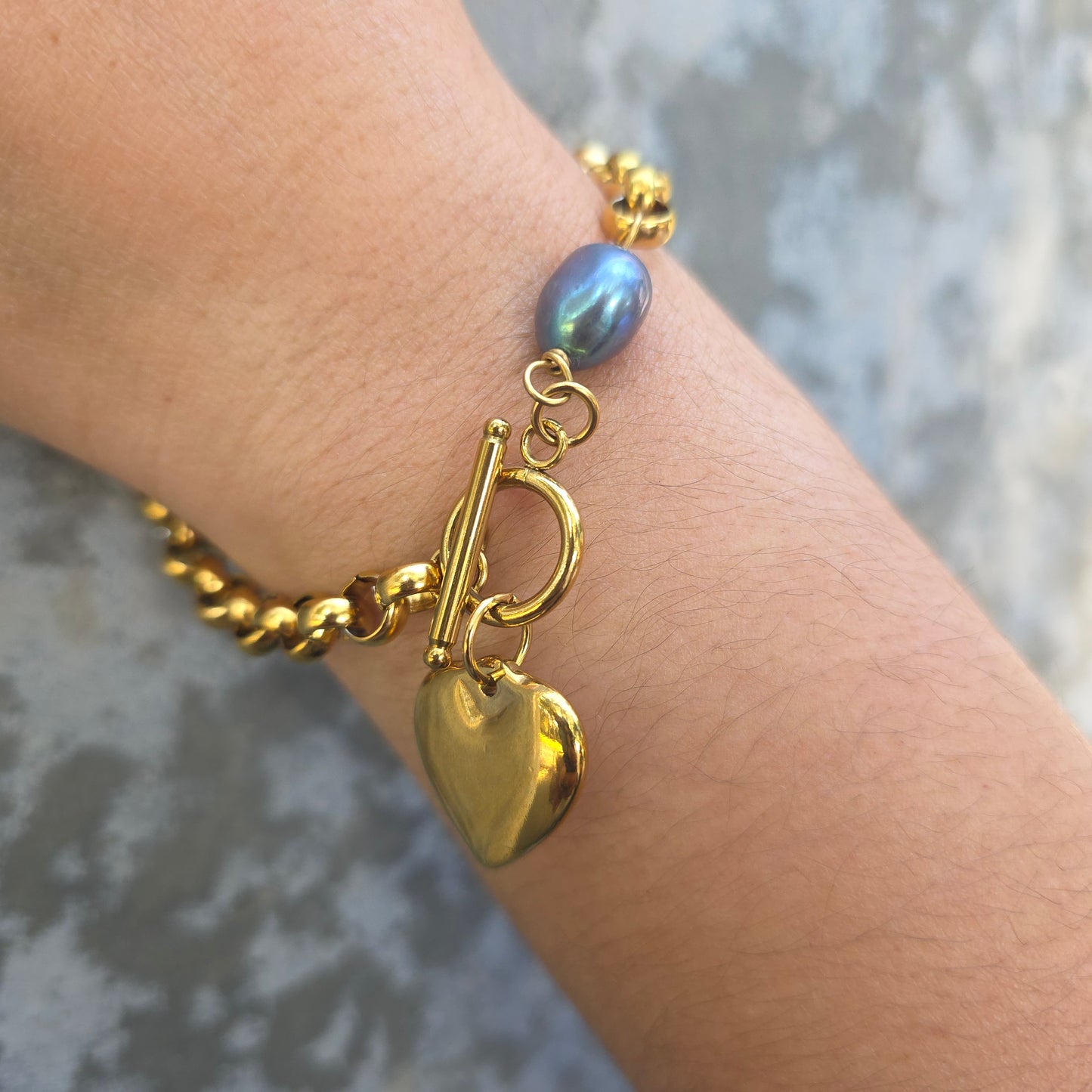 Bay - Gold & Baroque Pearls